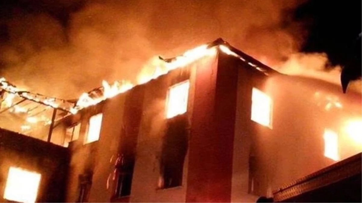 Erbil\'de öğrenci yurdunda yangın: 14 kişi yanarak can verdi 