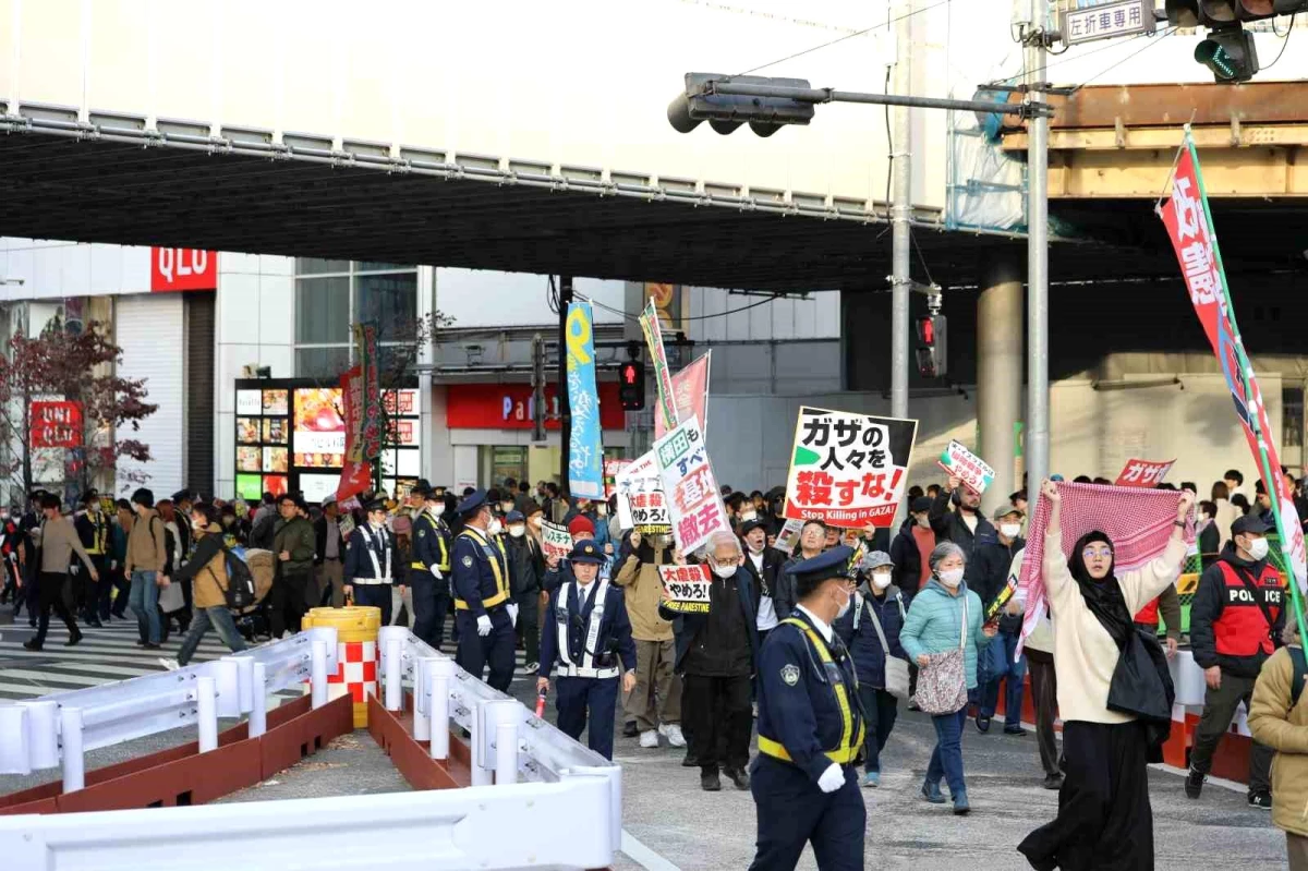 Tokyo\'da İsrail\'in Gazze saldırıları protesto edildi