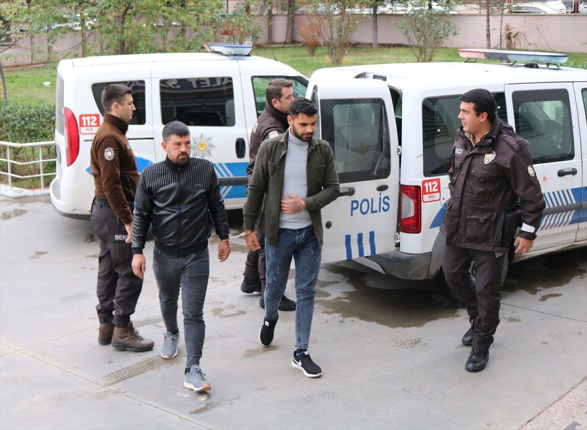 Lüleburgaz\'da Baba ve Oğluna Silahlı Saldırı: 2 Tutuklama