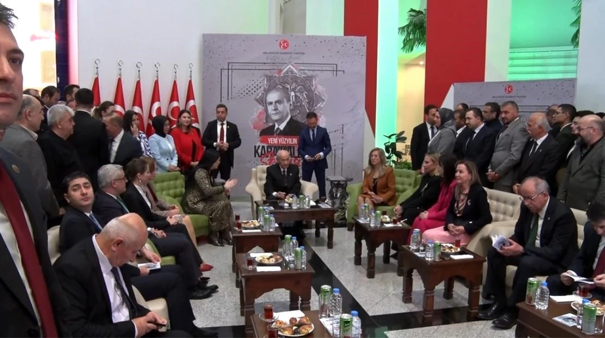 MHP Genel Başkanı Devlet Bahçeli, Yeni Yüzyılın Kara Kalem Sergisi\'ne katıldı