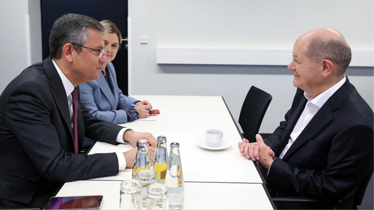 Özgür Özel, Almanya Başbakanı Olaf Scholz ile görüştü