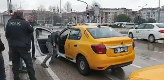 Bursa'da taksici boynundan bıçaklandı, şüpheli adli kontrol şartıyla serbest bırakıldı