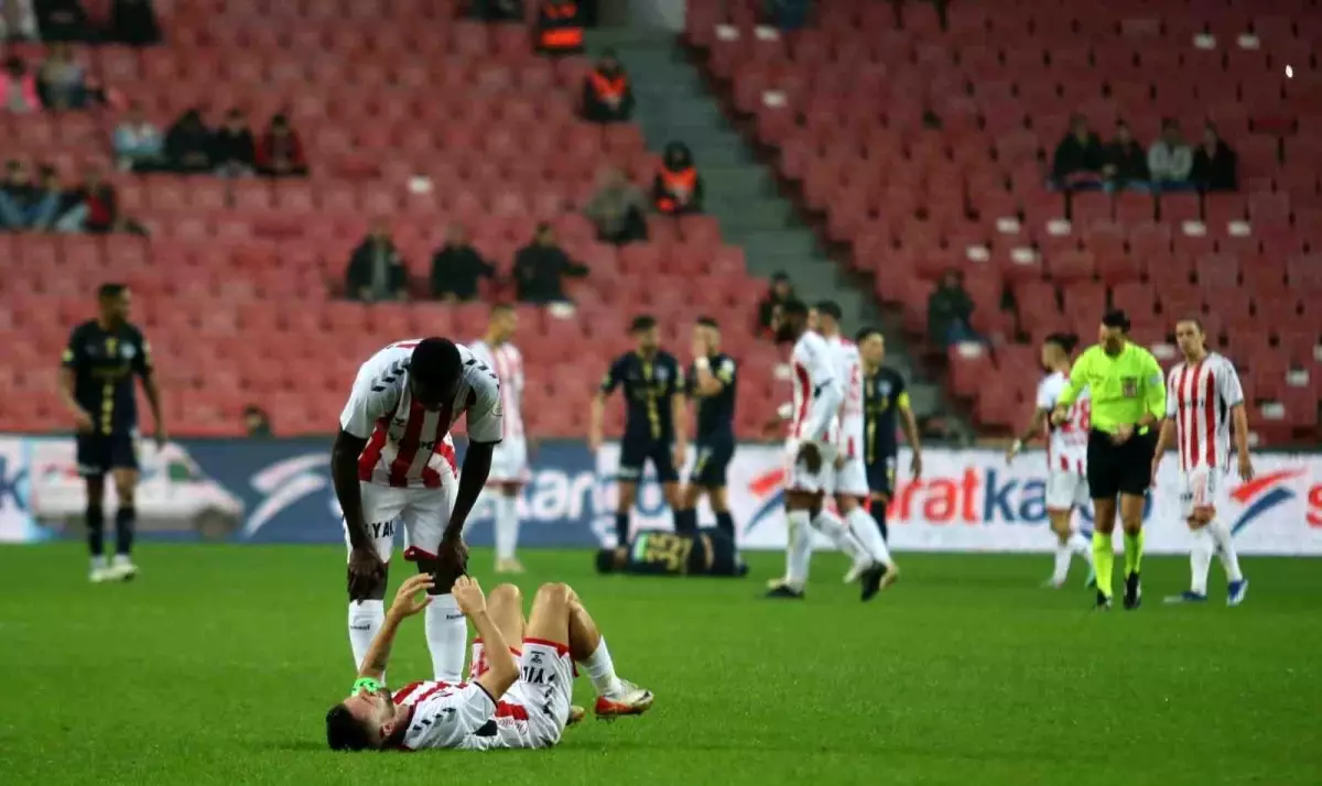 Samsunspor, Kasımpaşa\'yı 4-2 mağlup etti