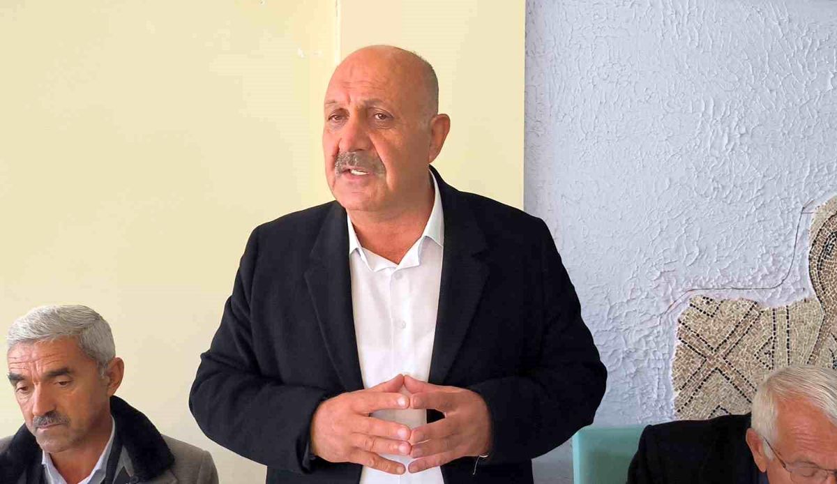 Doğanşehir Belediye Başkanı muhtarlarla toplantı yaptı