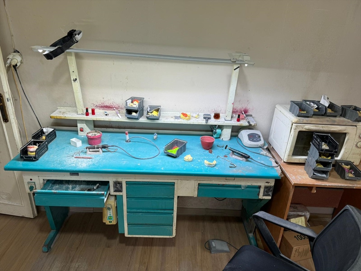 Adana\'da kaçak diş laboratuvarına operasyon: 7 gözaltı