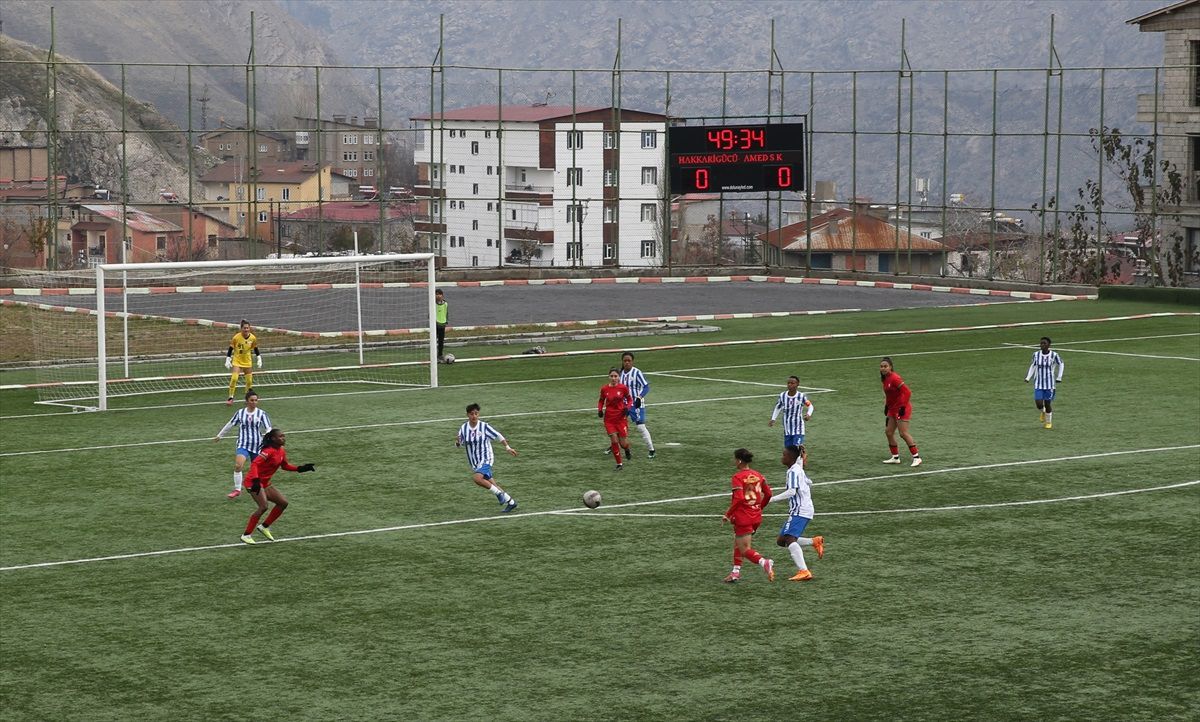 Amed Sportif Faaliyetler, deplasmanda Hakkarigücüspor\'u 4-2 yendi