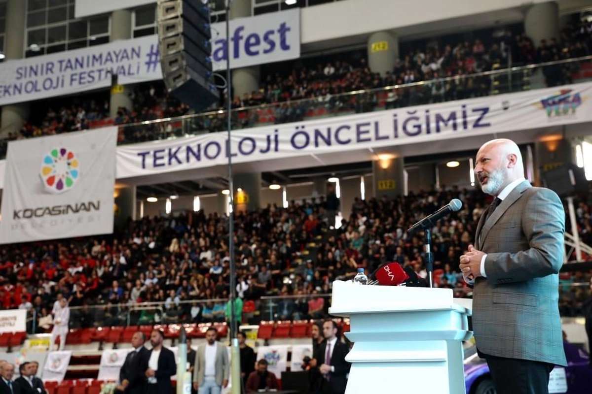 Başkan Çolakbayrakdar: "Yerli ve milli üretime katkı sağlıyoruz"