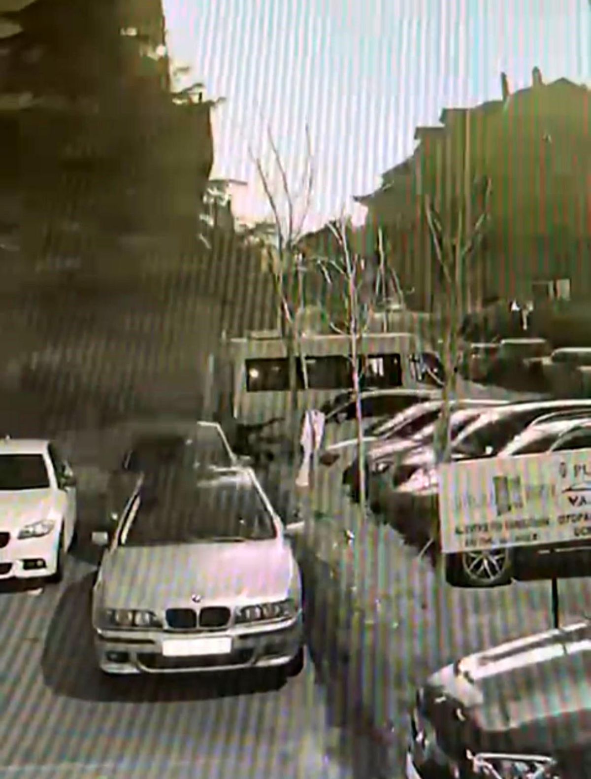 Bursa\'da yaşanan depremin ardından kaydedilen esrarengiz ışık paniğe neden oldu