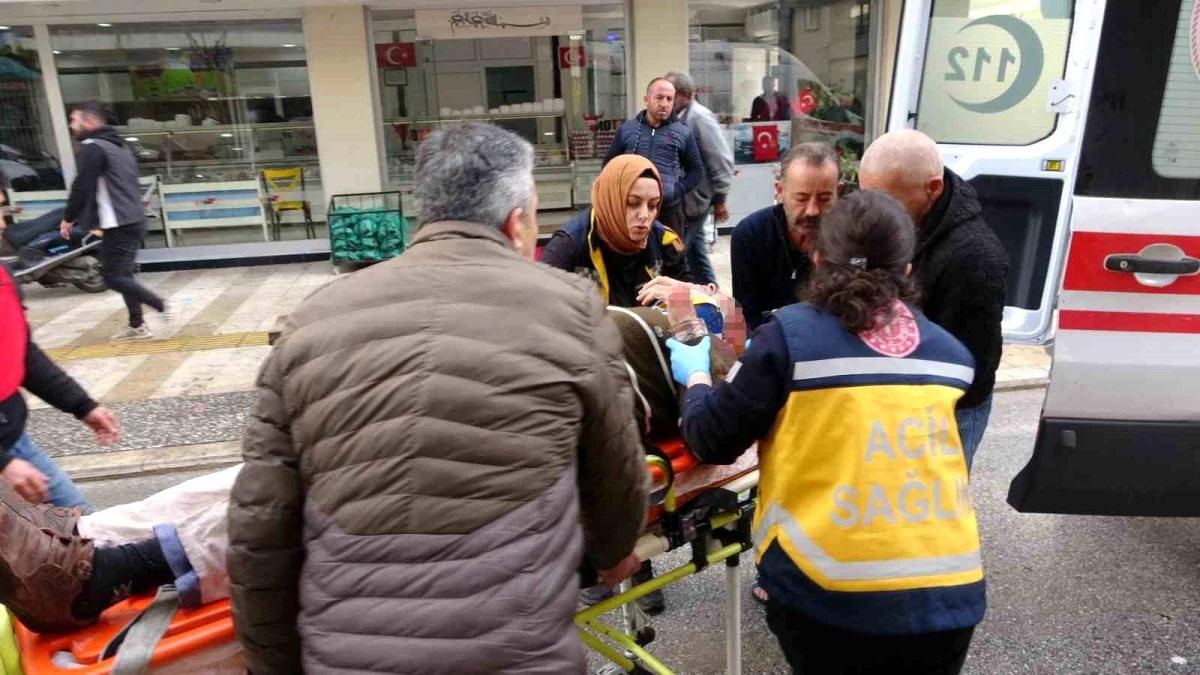 Antalya\'da bisiklet kazası: 83 yaşındaki sürücü ağır yaralandı