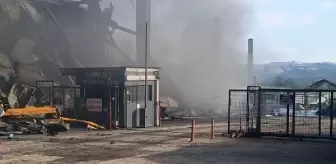 Gebze'deki tehlikeli madde deposunda yangın kontrol altına alındı