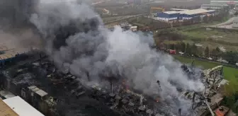 Gebze'deki kimyasal depoda yangın kontrol altında