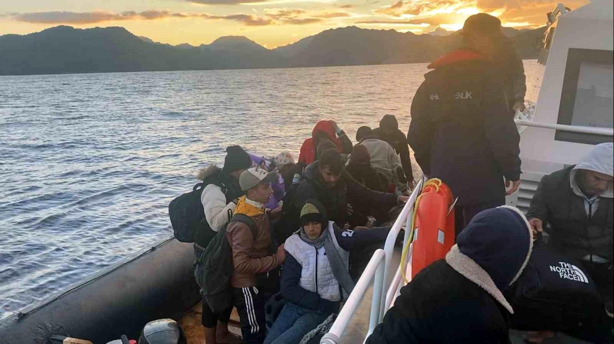 Marmaris\'te 37 düzensiz göçmen yakalandı