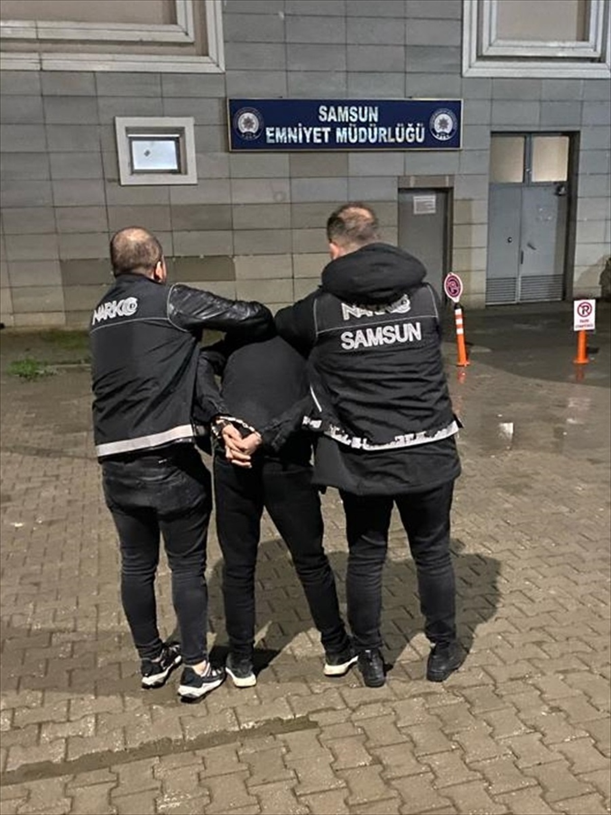 Samsun\'da uyuşturucu operasyonu: 15 yıl hapis cezası bulunan kişi yakalandı