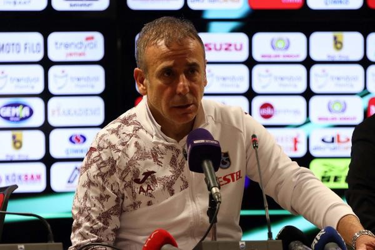 Gaziantep FK Teknik Direktörü Sumudica: Trabzonspor bizden daha iyiydi
