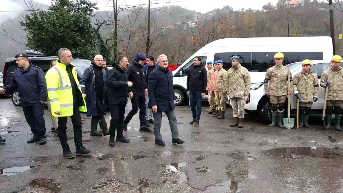 Zonguldak\'ta heyelan sonucu 21 kişi yaralandı