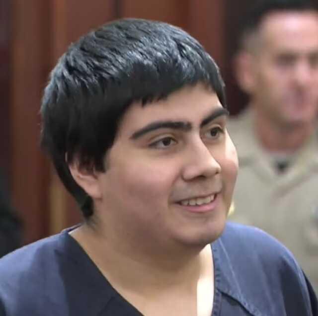 ABD'de Öğrenci, Öğretmenine Saldırdığı İçin 20 Yıl Hapis Cezası Aldı ABD'de Öğrenci, Öğretmenine Saldırdığı İçin 20 Yıl Hapis Cezası Aldı