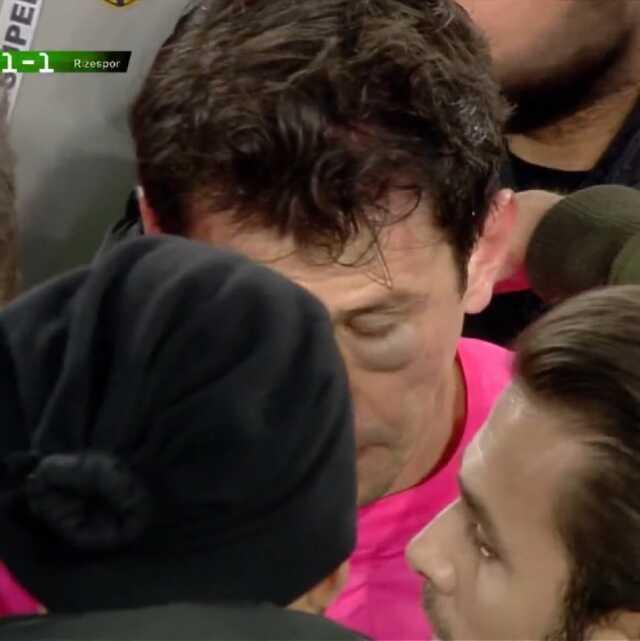 Ankaragücü-Rizespor maçı sonrası Hakem Halil Umut Meler'e yumruklu saldırı