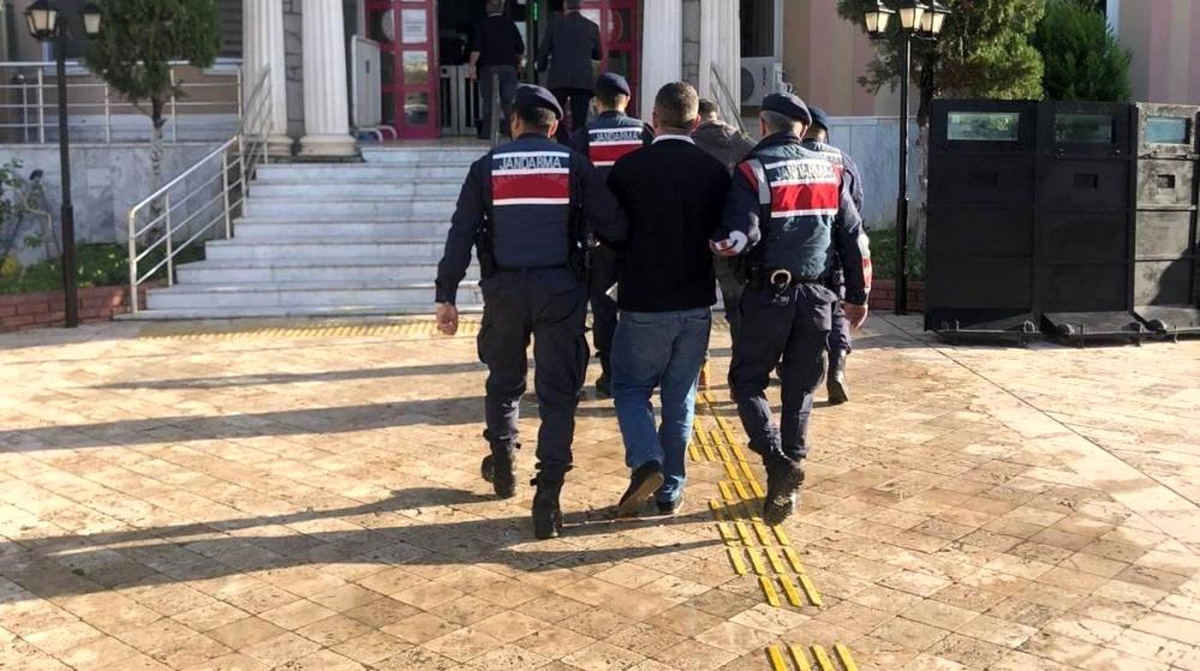Aydın\'da Jandarma ekipleri tarafından bölücü terör örgütü propagandası yapan 4 şüpheli yakalandı