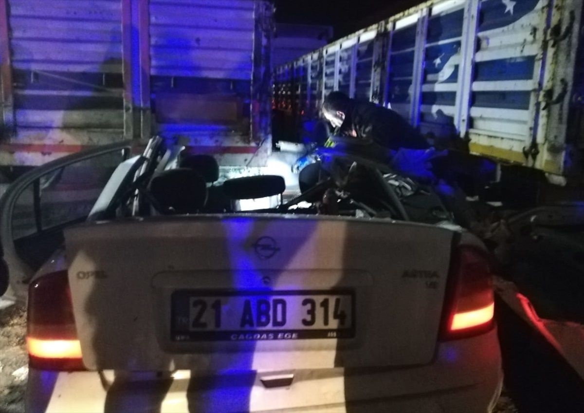 Batman\'da trafik kazasında 2 kişi ağır yaralandı