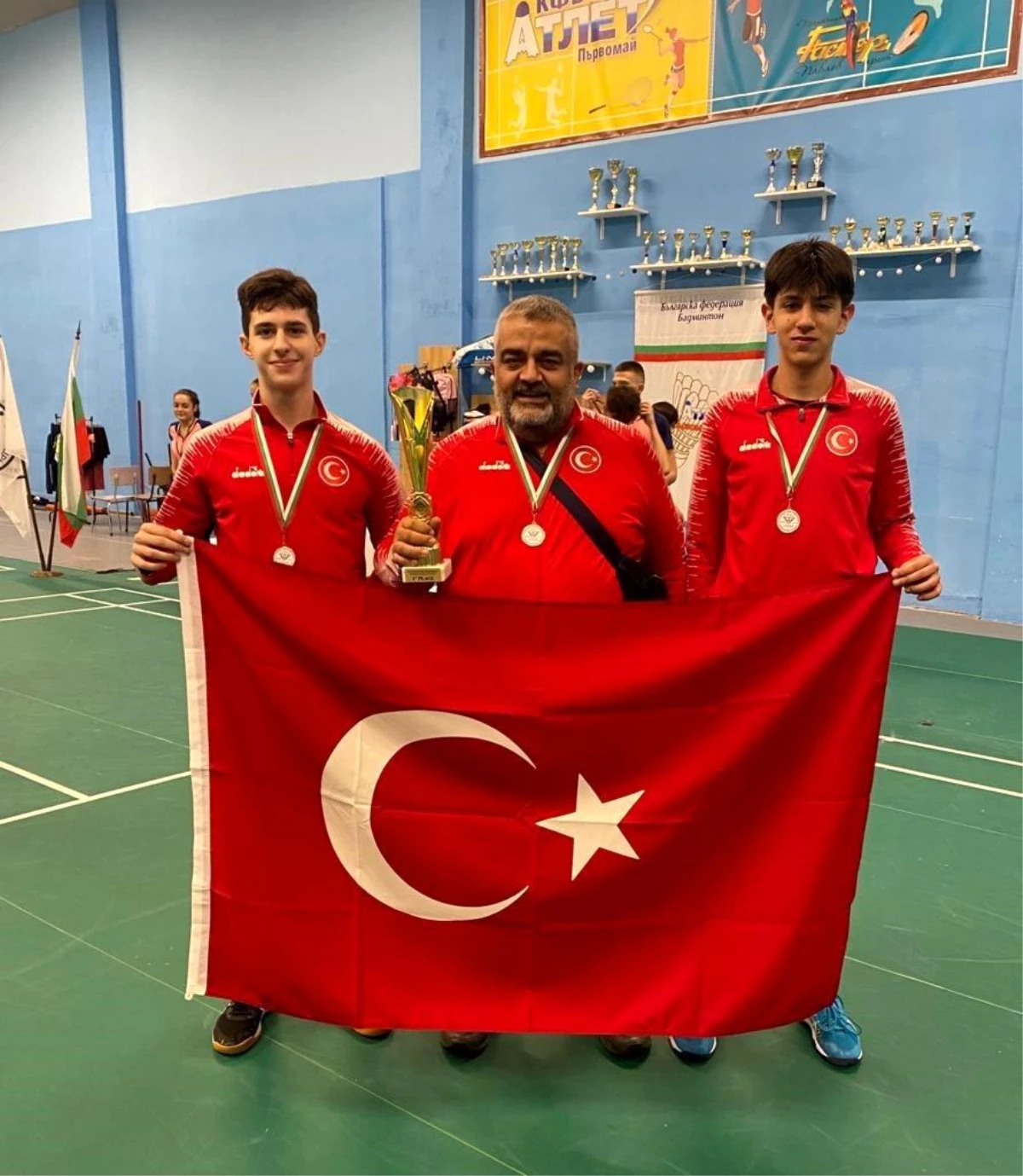 Bergama Belediyesi Spor Kulübü, Balkan Şampiyonası\'nda birinci oldu