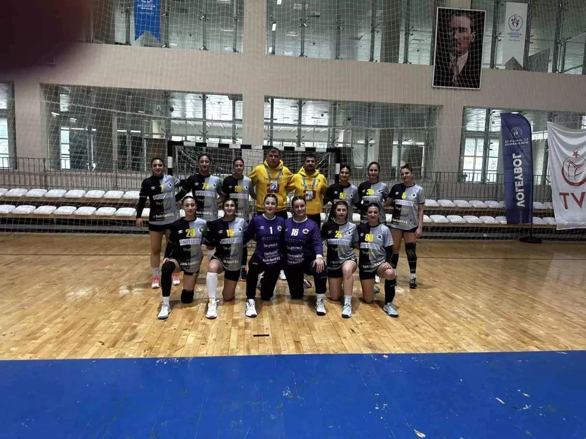 Elazığ Sosyal Yardımlaşma SK, Siirt İl Özel İdare\'yi farklı mağlup etti