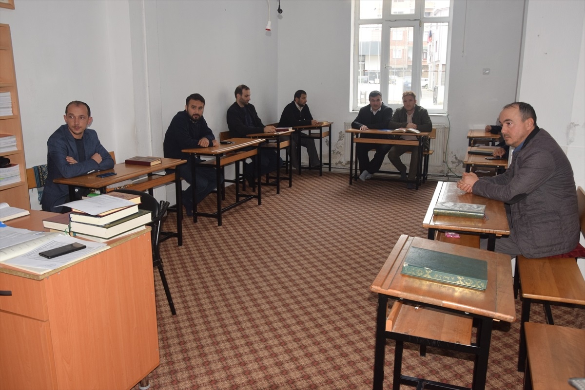 Espiye Müftülüğü, din görevlilerine vaaz ve beceri kursu düzenledi