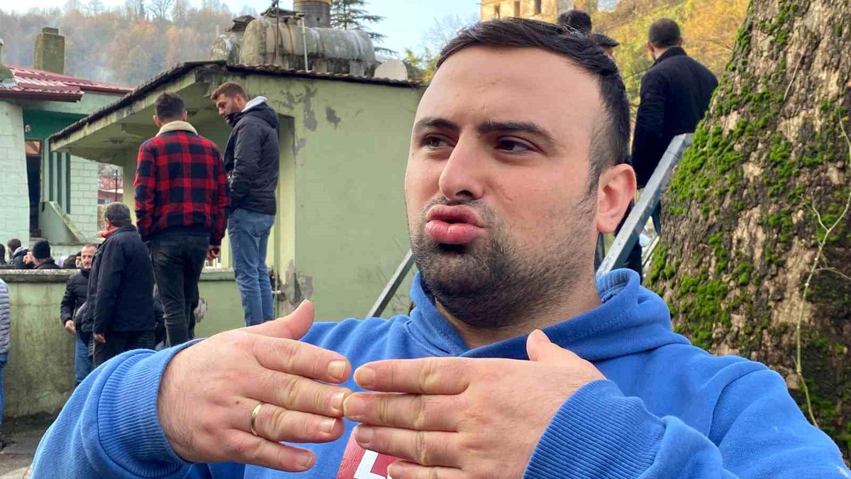 Zonguldak\'ta Heyelan Faciasında Hayatını Kaybeden Anne ve Oğlu Son Yolculuğuna Uğurlandı