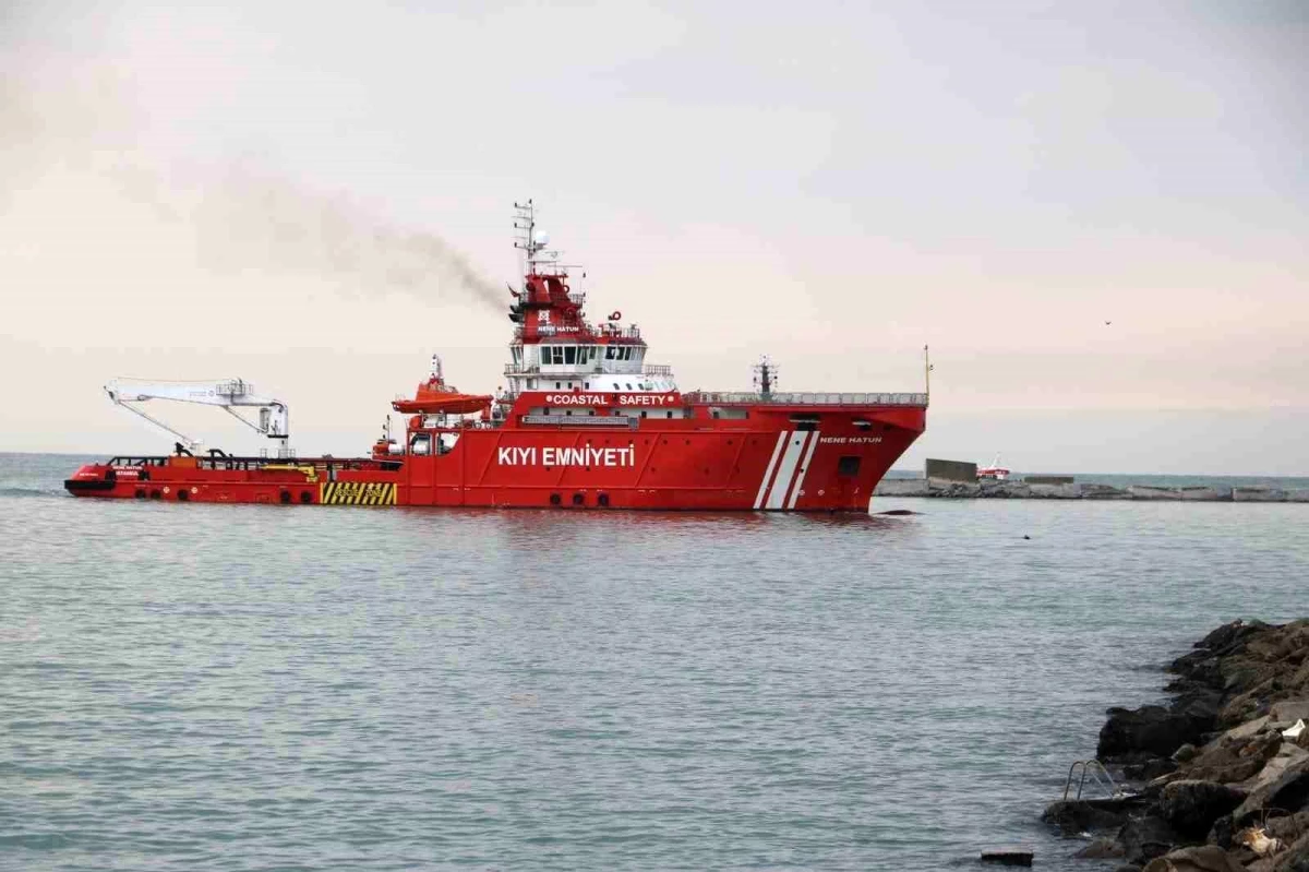 Zonguldak\'ta batan geminin söküm çalışmaları başlıyor