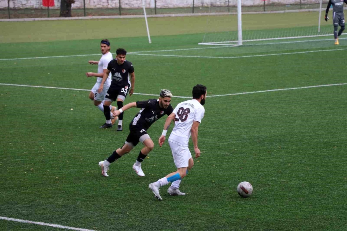 Sarayköyspor, İncirliova Belediyespor\'u 4-0 mağlup etti