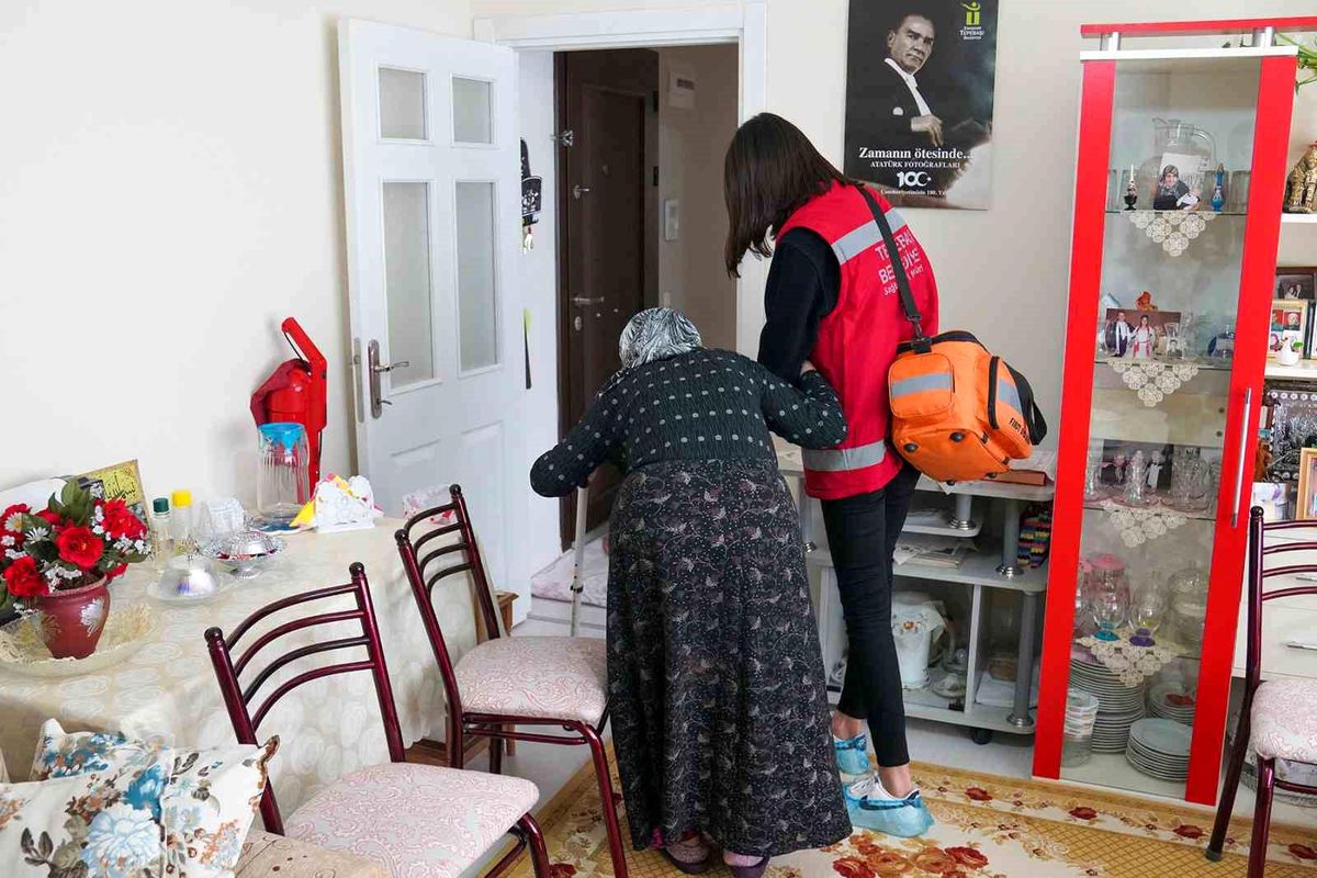 Tepebaşı Belediyesi Evde Bakım Hizmetleri TEBEV