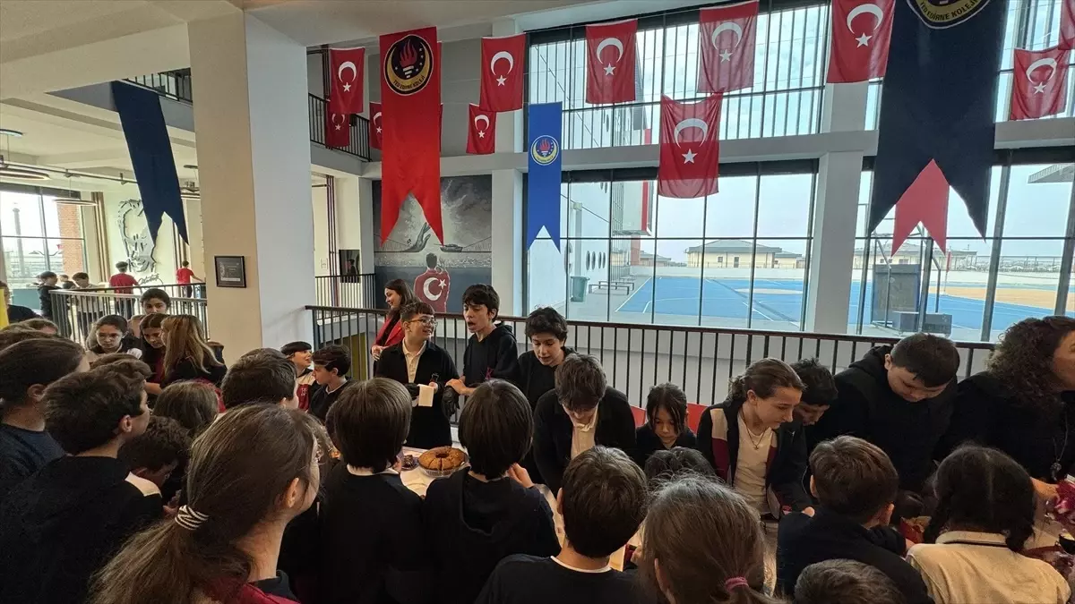 TED Edirne Koleji öğrencileri engelli öğrenciler yararına kermes düzenledi