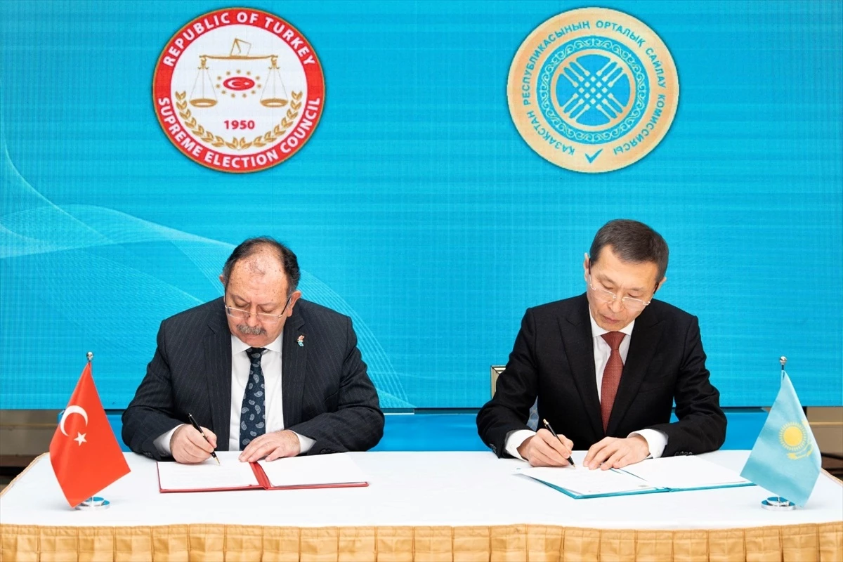 YSK Başkanı Ahmet Yener, Kazakistan\'da konferansa katıldı