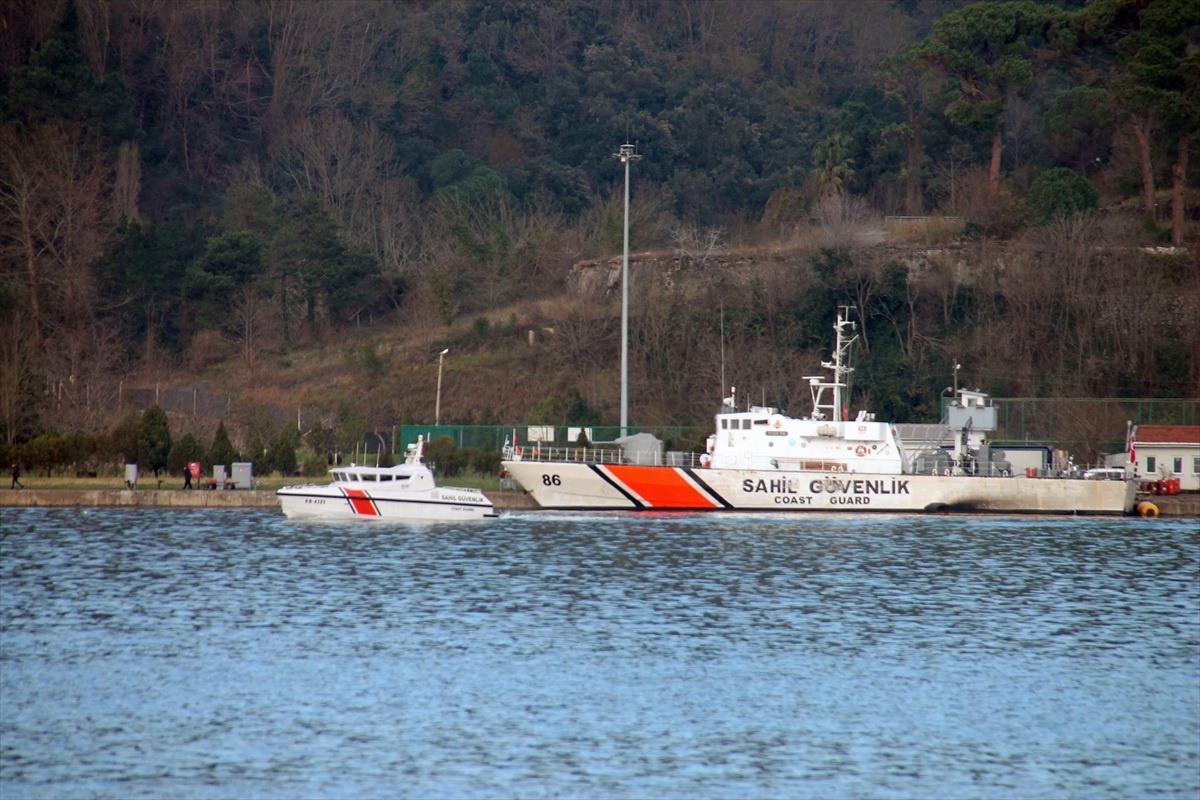 Zonguldak\'ta batan geminin kayıp mürettebatı için arama çalışmaları devam ediyor