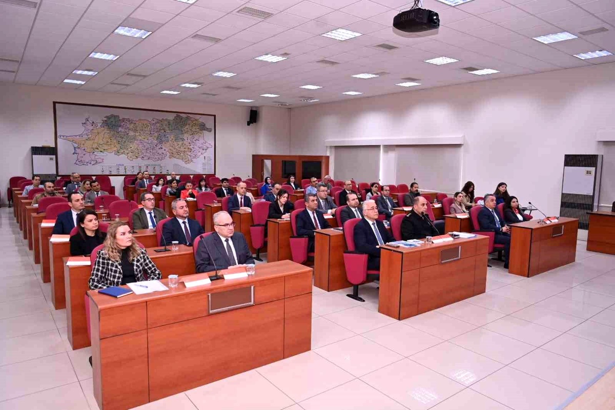 Aydın\'da Kadına Yönelik Şiddetle Mücadele Toplantısı Gerçekleştirildi