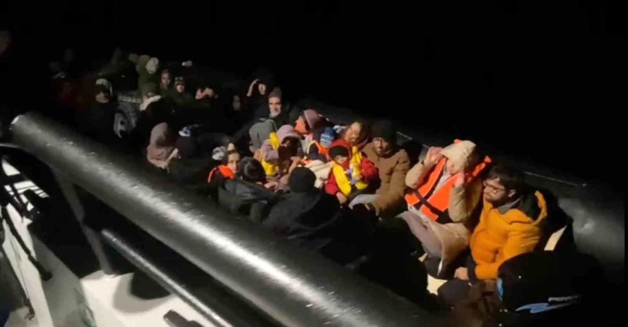 Ayvalık\'ta 39 düzensiz göçmen yakalandı