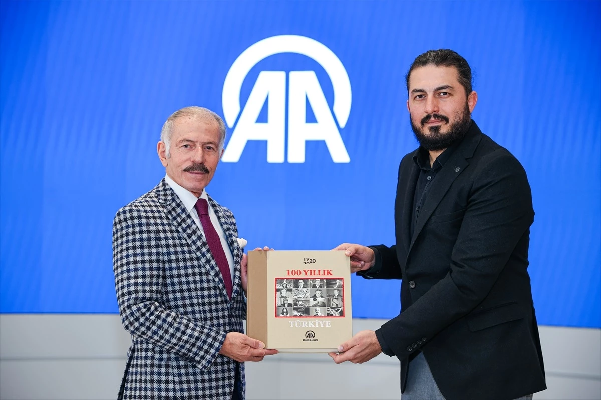 Bayrampaşa Belediye Başkanı Atila Aydıner, Anadolu Ajansı İstanbul Ofisini Ziyaret Etti