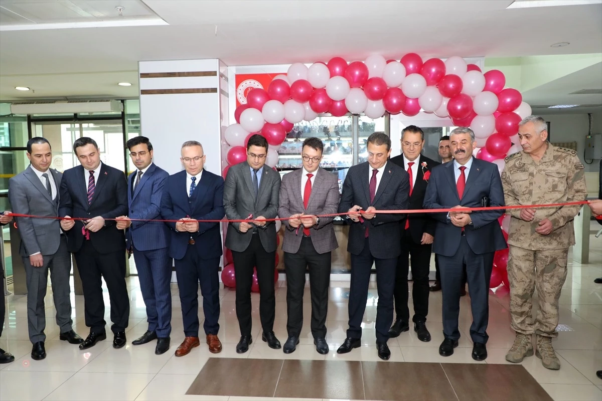 Bitlis\'te Adalet Bakanlığı İşyurtları Satış Mağazası ve kafeterya açıldı
