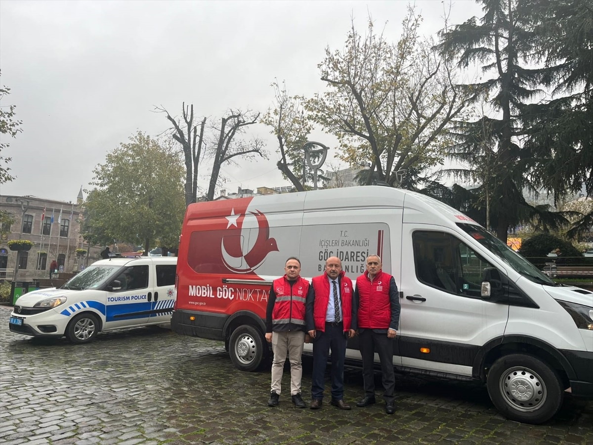 Düzensiz göçmenlerin tespitini yapan Mobil Göç Noktası aracı Trabzon\'da hizmete başladı