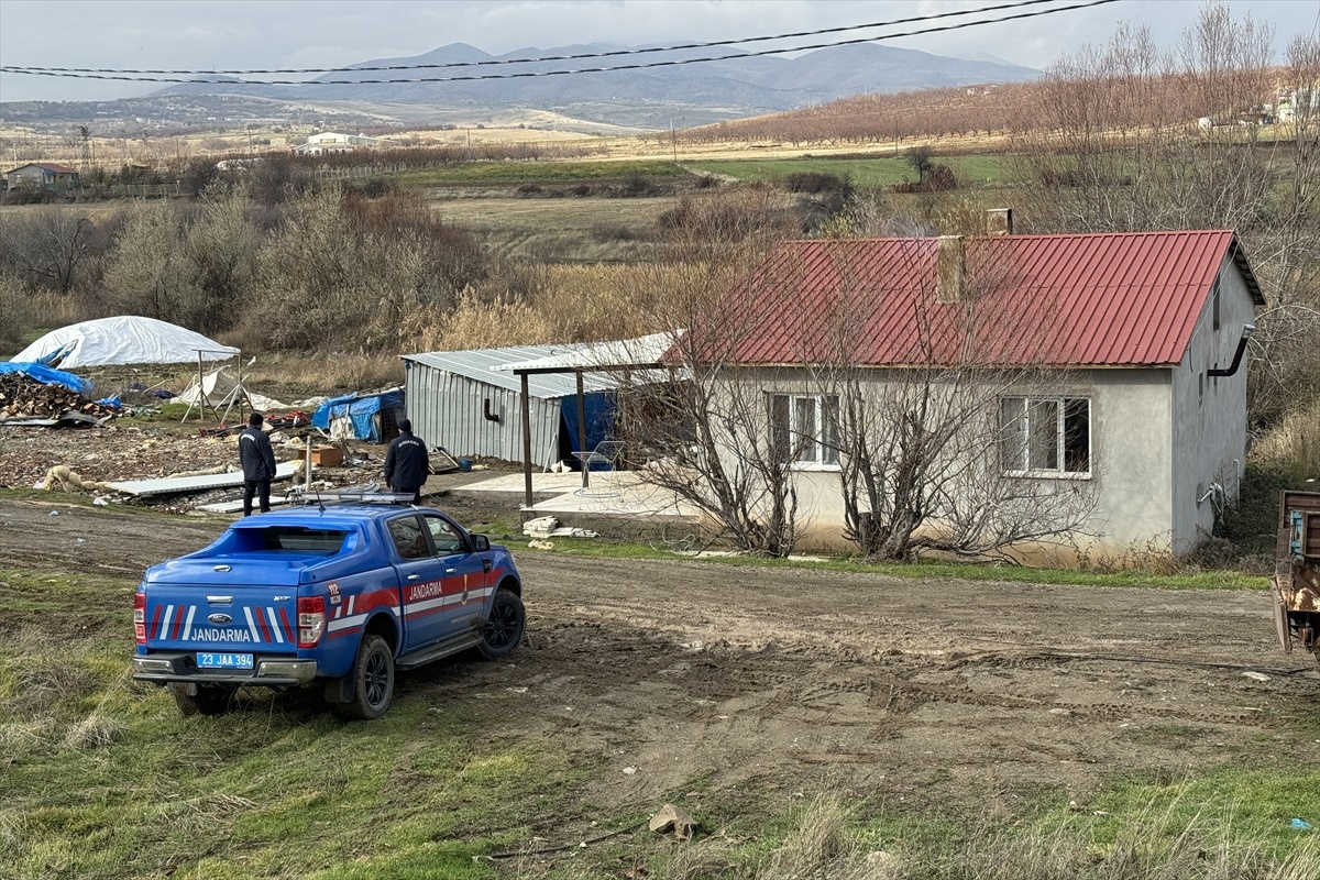 Elazığ\'da silahlı saldırı: 2 kişi yaralandı