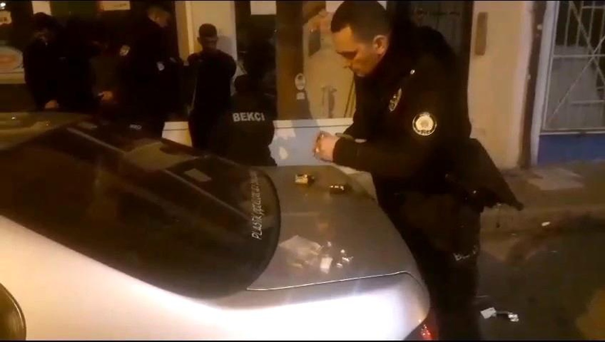 Bursa\'da gece bekçileri uyuşturucu operasyonu yaptı