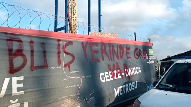 Gebze metro inşaatında işçiler grev başlattı Gebze metro inşaatında işçiler grev başlattı