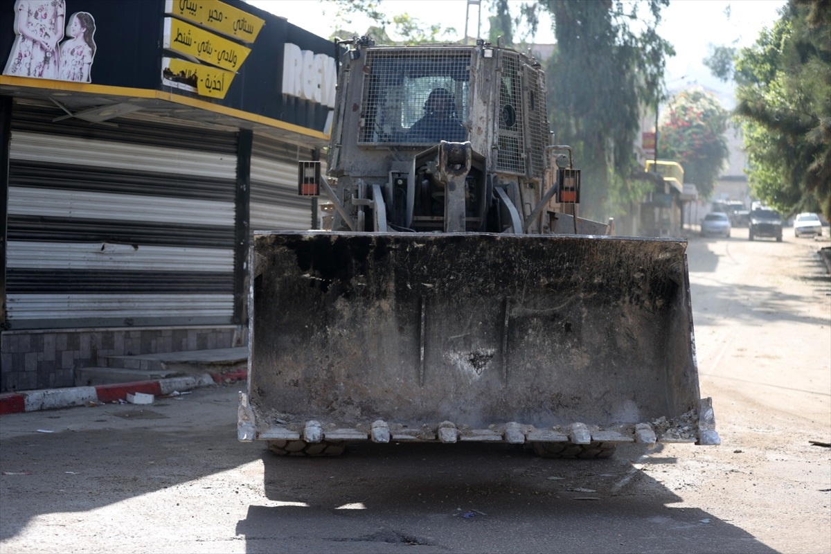 İsrail İHA ile Cenin\'e saldırdı: 4 Filistinli öldü