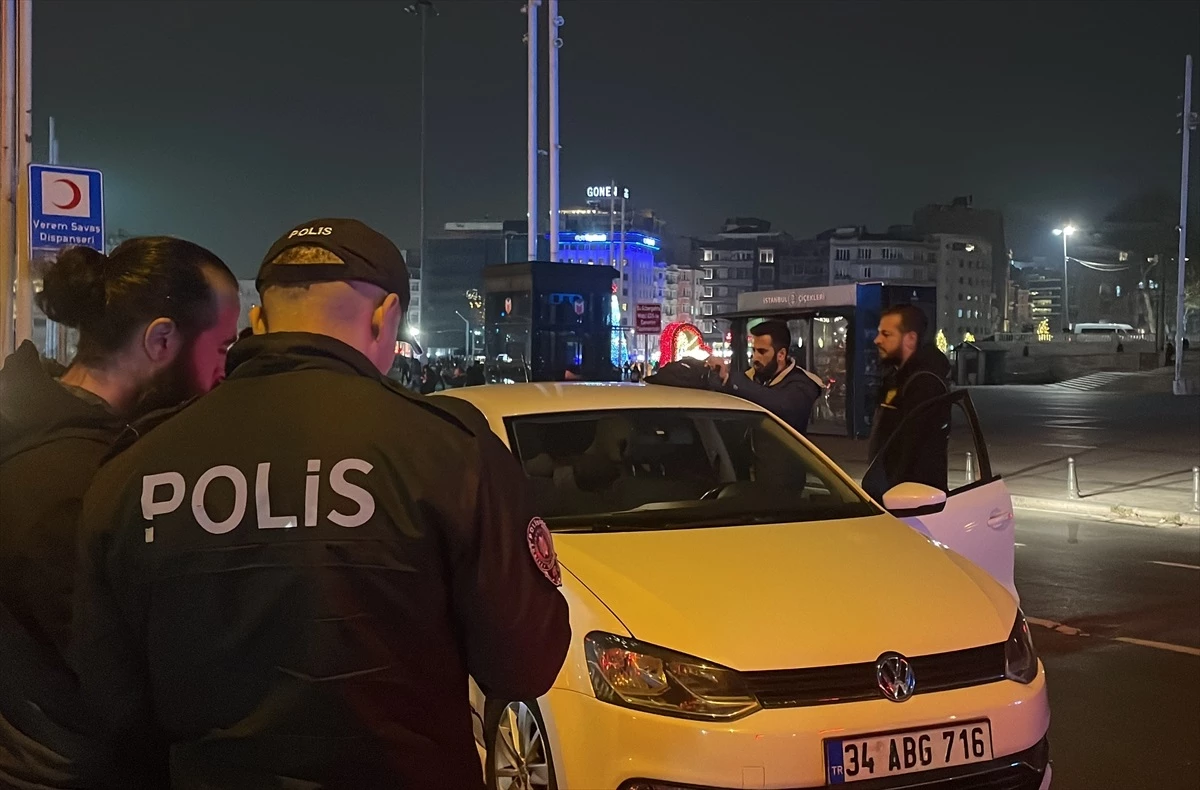 İstanbul\'da helikopter destekli huzur uygulaması yapıldı