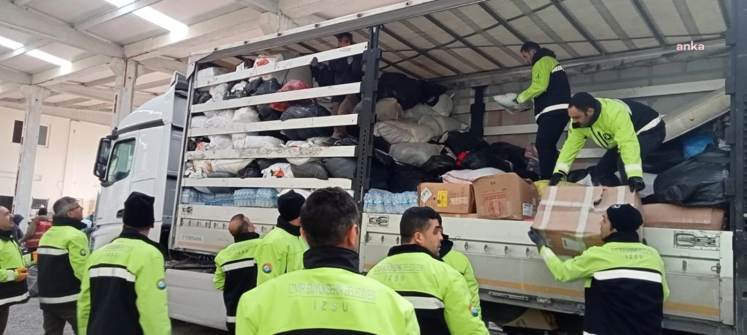 İzmir Büyükşehir Belediyesi, Kahramanmaraş depremi sonrası Hatay\'a yardım gönderdi