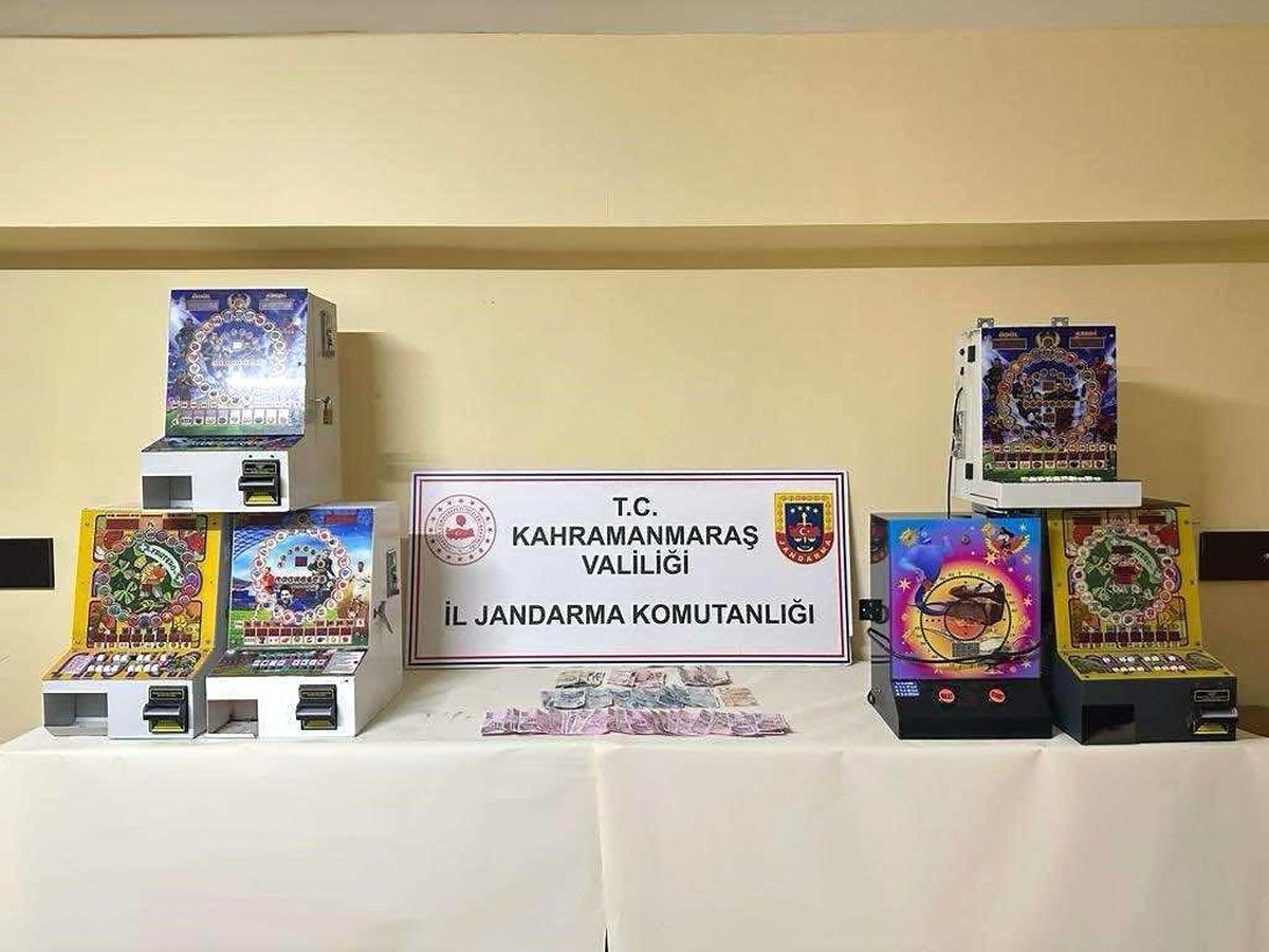 Kahramanmaraş\'ta kumar operasyonunda 8 bin 187 liraya el konuldu