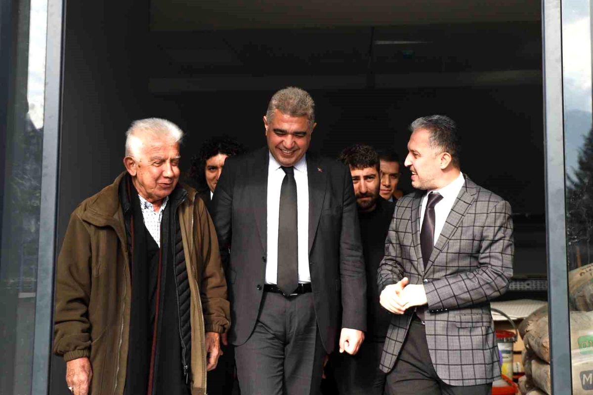 Düzce Valisi Selçuk Aslan, Duraklar Köyü Aile Sağlığı Merkezi inşaatını inceledi