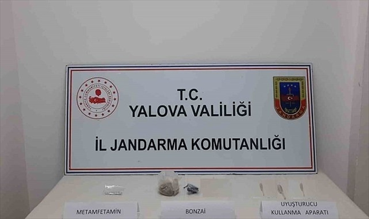 Yalova\'da Uyuşturucu Operasyonu: 3 Şüpheli Gözaltına Alındı