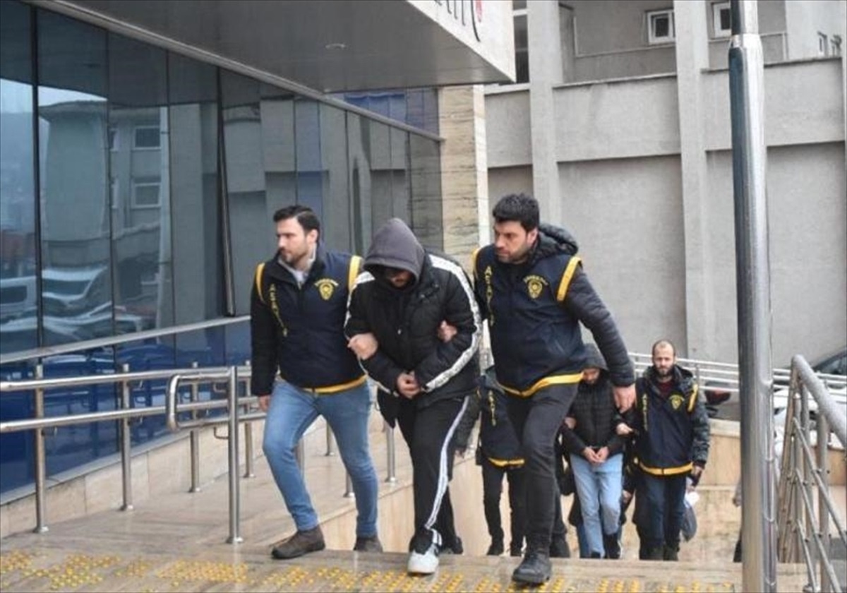 Zonguldak\'ta Yatırım Dolandırıcılığı Operasyonu: 4 Tutuklama