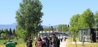 Sakarya Büyükşehir Belediyesi Yaşlı Destek Merkezi'ne hibe desteği