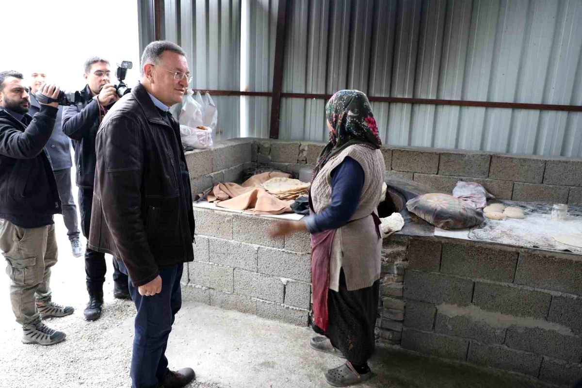 Hatay Büyükşehir Belediye Başkanı: Şebeke suları güvenli